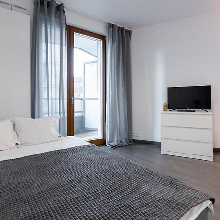 Golden Apartments Warsaw: Premium Building in Top Location Exterior photo